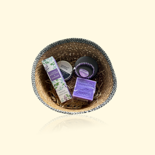 Coffret LUCIA - Savon de Marseille, Beurre corporel, Parfum d’ambiance, Argile blanche NAJEL, Bracelet 8 mm & pierre roulée Améthyste