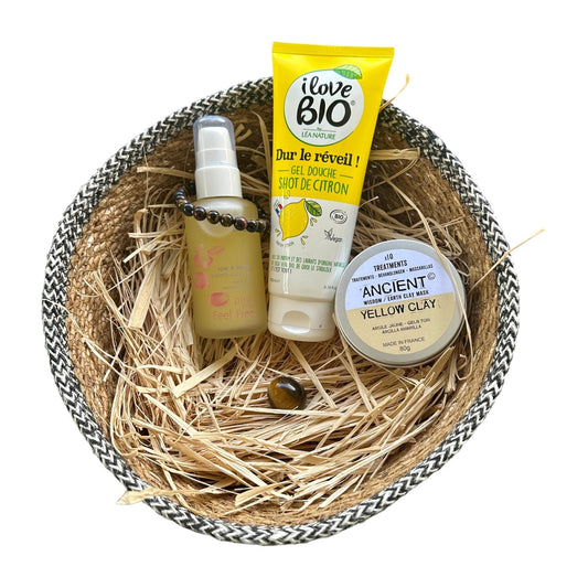 Coffret CAMILLE - PINK Petals Feel Free, Argile jaune, Gel douche, Bracelet & Pierre roulée Œil de Tigre 8 mm