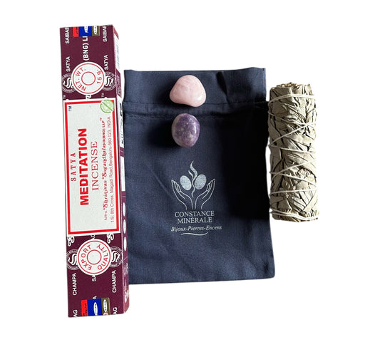 Kit Rêves Sacrés - 1 pierre roulée Améthiste- 1 pierre roulée Quartz Rose - 1bâton de sauge blanche- Encens de méditation Satya 15g