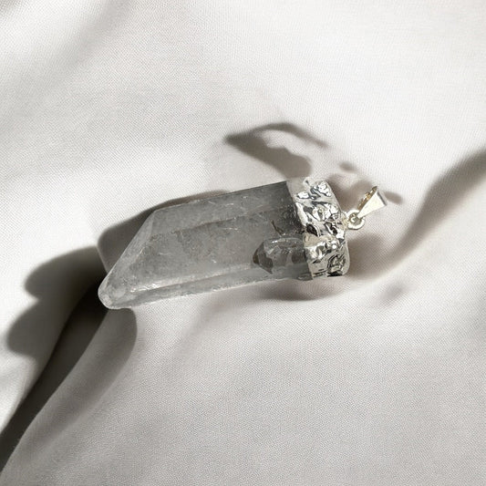 Pendentif Cristal de Roche - Clarté, énergie & élégance | Pierre naturelle