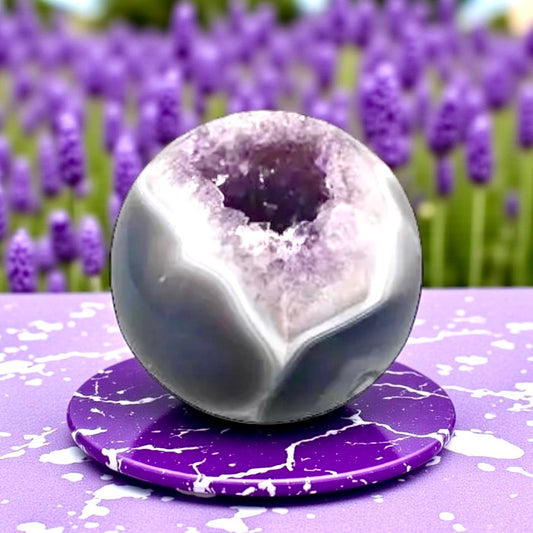 Boule de cristal en améthyste | Sérénité, intuition & énergie spirituelle
