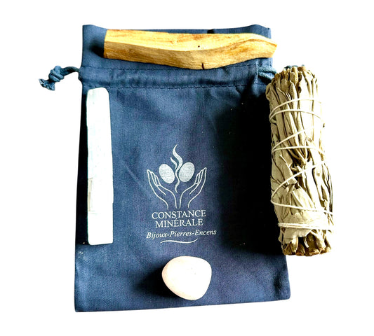 Kit Amour de soi  1 bâton desélénite - 1 bâton de Palo Santo - 1 pierre roulée Quartz Rose - 1 bâton de sauge blanche
