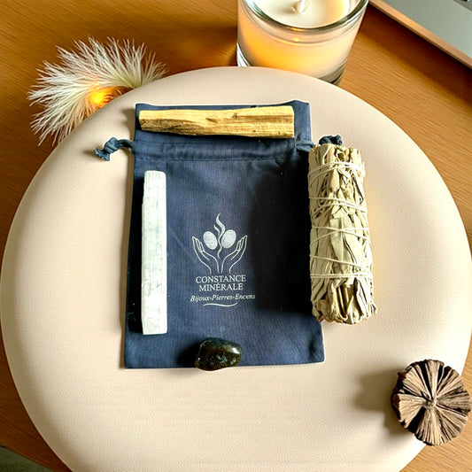 Kit Protection énergétique 1 bâton desélénite - 1 bâton de Palo Santo - 1 pierre roulée Tourmaline - 1 bâton de sauge blanche